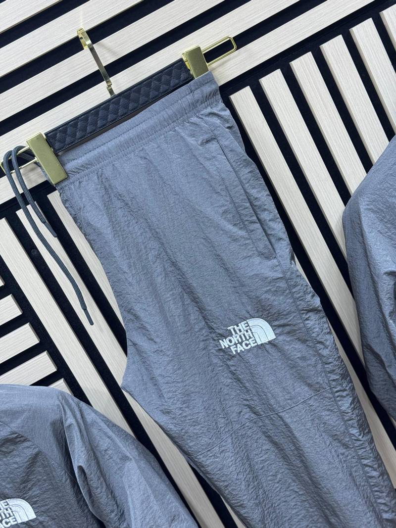 CONJUNTOS - The North Face (Opciones)
