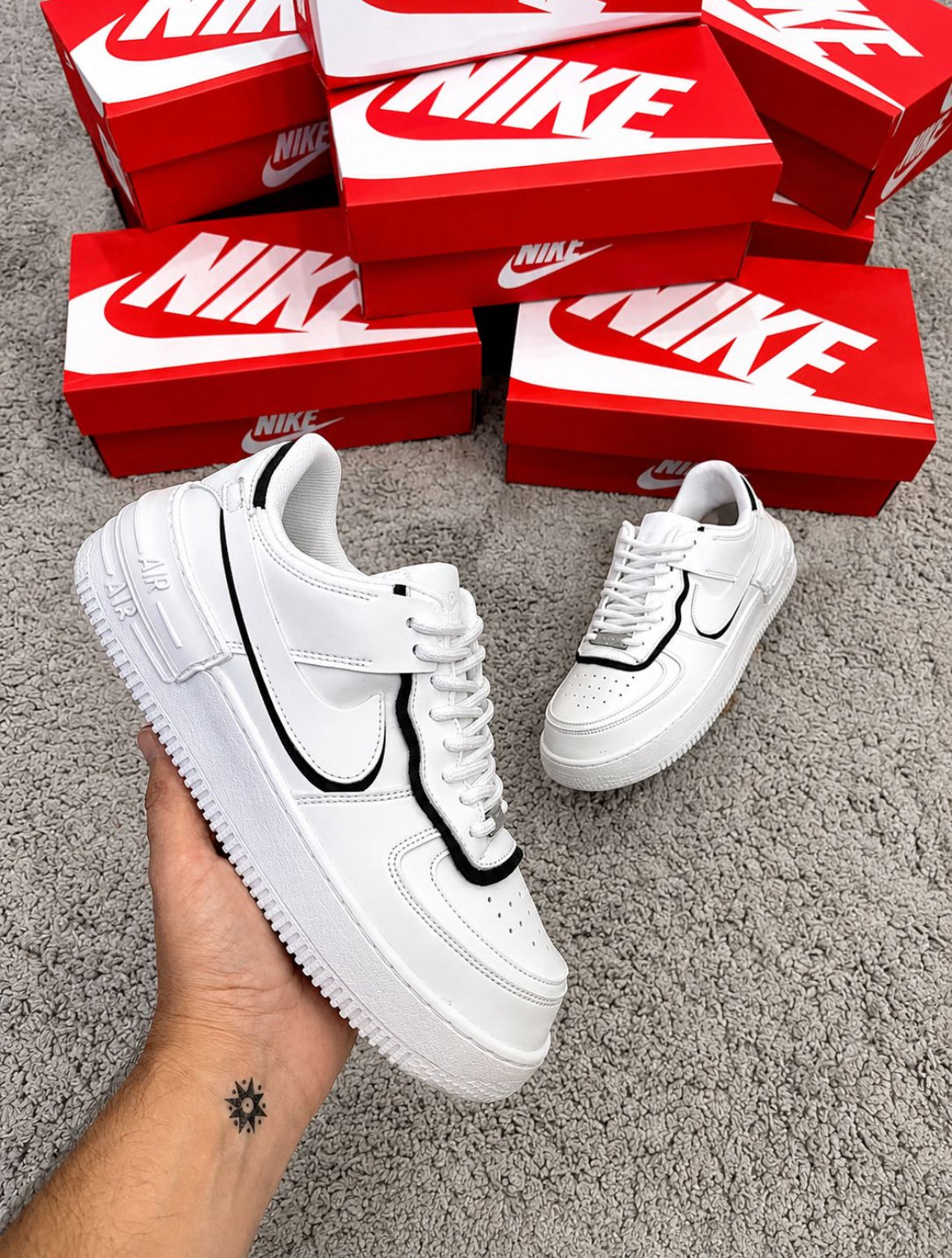 AIR FORCE 1 - SHADOW (Opciones)