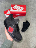 AIR JORDAN 4